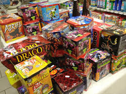 9 tipps zu tschechenmarkt, öffnungszeiten und waren. Feuerwerk Tschechien Knaller Boller Und Feuerwerkskorper Aus Dem Nachbarland