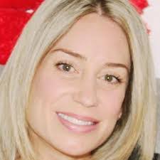 Lesley Herbert's Instagram, Twitter & Facebook