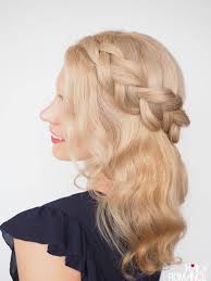Add a headband to add even more flair (and catch the sweat from trickling onto your forehead). How To Deal With A Frizzy Blow Dry Hair Romance
