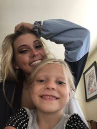 Kailey Freeman (@kaileyblueyes)