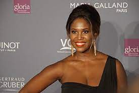 Schon bald feiert diese kleine maus ihren zweiten geburtstag. Motsi Mabuse Wikipedia