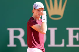 Jannik sinner lancia l'iniziativa #whatskeptyoumoving ➖ il tennista altoatesino scende in campo in difesa della salute mentale e lancia un'iniziativa sui suoi canali: Masters 1000 Monte Carlo Jannik Sinner Is There Beaten Ramos Vinolas