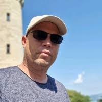 Villy Larsen's Instagram, Twitter & Facebook