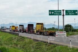 Descubre los horarios, como llegar y dónde está, compara precios antes de reservar, encuentra fotos y lee opiniones. Transportistas Protestan Contra La Sct En Lazaro Cardenas