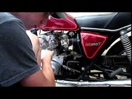 Скриншот №1 с портала moto.auto.ru. 1980 Suzuki Gs250t Clutch Cable Replacement Youtube