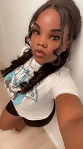 Kayla Espinoza's Instagram, Twitter & Facebook