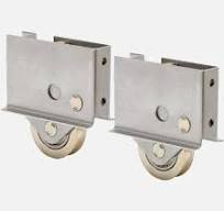 Amazon.com: Paquete de 2 rodillos de puerta corrediza de patio para puertas  de vidrio de madera Pella N/P #0C8P0001 (1992 a P), rodamiento de bolas de  ...