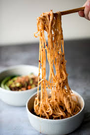 Easy Spicy Dan Dan Noodles In 2020 Food Recipes Chinese Cooking Wine