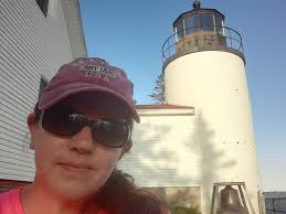 Which lighthouses to visit between Cape Neddick and Bar Harbor in Maine?