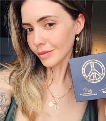 CONJUNTO BOX DESEJOS PAZ COLAR FÉ, PAZ E CRUCIFIXO E BRINCO PAZ E ESPIRITO  SANTO