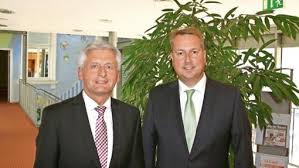 Als starker partner an ihrer seite hilft ihnen ihre volksbank raiffeisenbank dabei, ihren traum vom eigenheim zu verwirklichen. Vr Banken Machen Fusion Perfekt News Nordbayerischer Kurier