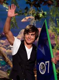 Ingrown armpit hair is a common condition especially for most ladies and some men. When His Armpit Hair Tried To Steal The Attention But The Bangs Were Like No I Am King Around Here Zac Efron Zac Bangs