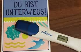 Wie lange muss man warten, bis ein solcher test auch tatsächlich ein ergebnis anzeigt? Empfehlungen Fur Schwangerschaftstests Und Hcg Tabelle