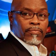 Robert Glenn Jones (@thegloryshowed)