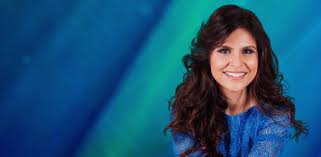 Resultado de imagem para aline barros