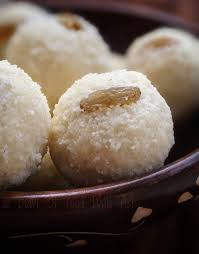 Firstly, take 1 cup seedless dates in a blender and blend to coarse. Bowl Of Food With Ash Rava Ladoo Recipe How To Make Sooji Laddu Recipe