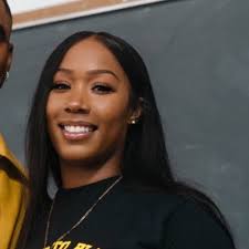 Star Wright (@Star5times2)