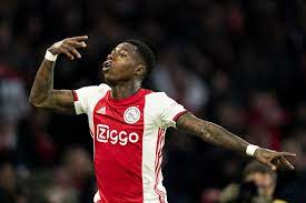 05/11 bied mee op shirts promes en frenkie de jong! Video Les Meilleurs Buts De Quincy Promes Avec L Ajax