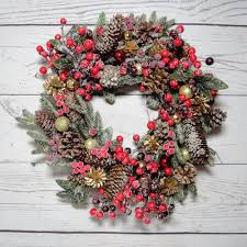 Couronne De Noel Lumineuse Pour Porte D Entree Couronne De L Avent Enneigee Couronne De Fleu Couronne De Noel Lumineuse Couronne Noel Couronne De Noel Design