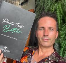 She's KC Vegan 🌱 Family It's my pleasure to be a part of Community  Tuesdays at the The Blakk Co. I'll be doing a cooking demonstration with  some of my simple, healthy