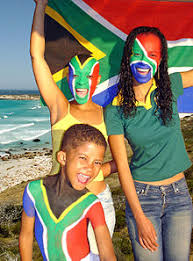 › les drapeaux sont montés sur une hampe en bois gainée de plastique bleu avec clous et lance en plastique doré. Drapeau De L Afrique Du Sud Wikipedia