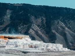 unbelievable things to see in yellowstone national park yellowstone national park vacation national park vacation yellowstone national park