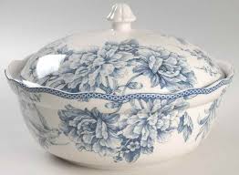 222 Fifth Adelaide Blue White Round Covered Vegetable Bowl 9018661 Blue And White Blue Pottery Blue And White China