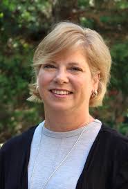 Joni Farmer recently was named Director of Physician Recruitment for  Washington Regional Medical System. She is responsible for the active  recruitment of physicians, including initial credentialing and ongoing  retention processes. Farmer, who