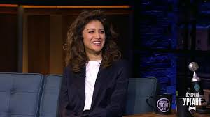 Равшана куркова не афиширует личную жизнь. Aktrisa Ravshana Kurkova O Seriale Za Pervogo Vstrechnogo Vechernij Urgant 08 02 2021 Youtube