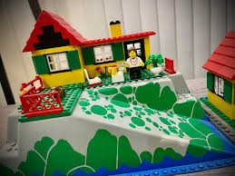 best way to use the raised base plates. Creates some height differences in  an otherwise flat city 😊