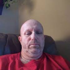 Doug Thacker's Instagram, Twitter & Facebook