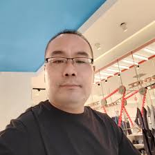 Is working in refrigeration for grocery stores a good career choice?