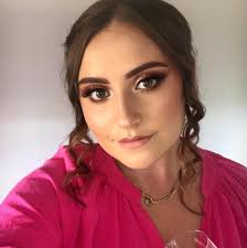 Open island with various fruits and items available