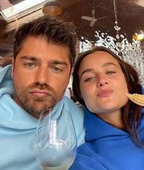 Maybe you would like to learn more about one of these? Kelly Bailey E Bruno Cabrerizo Guardam Memorias Do Namoro A Ferver Vidas
