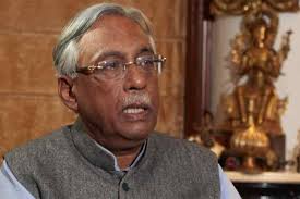 Darjeeling pools funds for climber