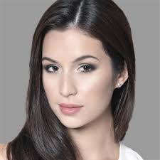 Sonya Davison's Instagram, Twitter & Facebook