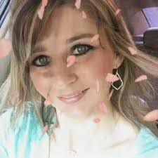 Misty Walling's Instagram, Twitter & Facebook