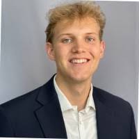 Evan Bradford's Instagram, Twitter & Facebook