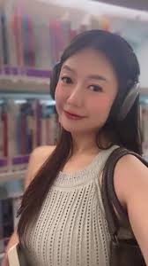 #selfie #library #ootd