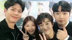 The crown prince becomes interested in ra on. B1a4 S Jinyoung Happily Talks About His Ongoing Friendship With Moonlight Drawn By Clouds Cast Soompi