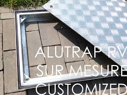 Cadre En Acier Galvanise Et Couvercle En Aluminium Etanche Sur Mesure Acier Galvanise Couvercle Acier