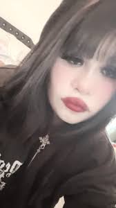 Spilling the Secrets for Cutting Nice Bangs 👀