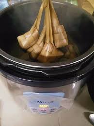 Tutup periuk dan steam 2 minit. Facebook