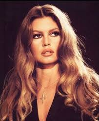 31 STYLE. KRH. ideas in 2025