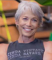 It's never too late to start exercising "It's It S never too late to start  exercisin 頑張ってください！