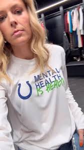 When in doubt dive into the @homage collection of Go-To Sweats. Have a  great day, friends! Remember: MENTAL HEALTH IS HEALTH 🧠❤️