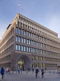 In den 1980er jahren wurde das gebäude durch einen neubau erheblich erweitert. Bal Bremer Landesbank Am Domshof