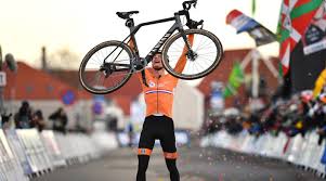 Le label champion national est accordé dans toutes les catégories. Cyclo Cross Championnats Du Monde 2020 Le Programme Complet