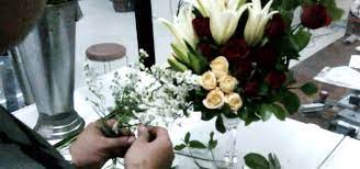 Kalau tuhan yesus ngizinkan, ane bakalan lanjutin thread ini. Sarasehan Merangkai Bunga Bmv Katedral Bogor