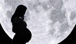 Qual A Relacao Entre O Parto E A Lua Instituto Villamil